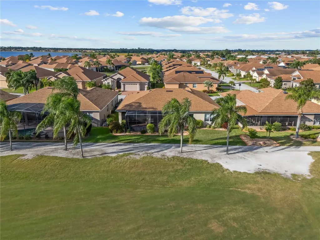 4048 Phoenician Way Winter Haven FL 33884