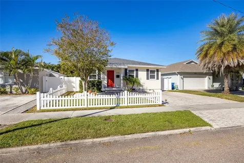 3110 15th Street N St Petersburg FL 33704