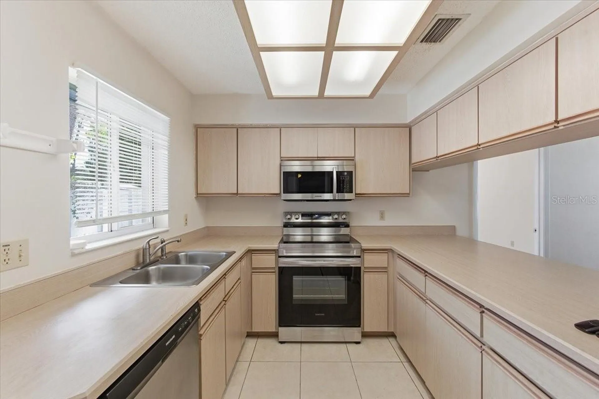22 Pinelynn Lane Palm Coast FL 32164