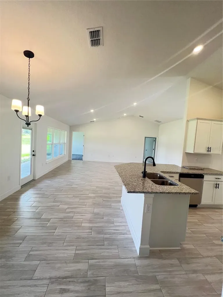 37094 Hidden View Circle Dade City FL 33523