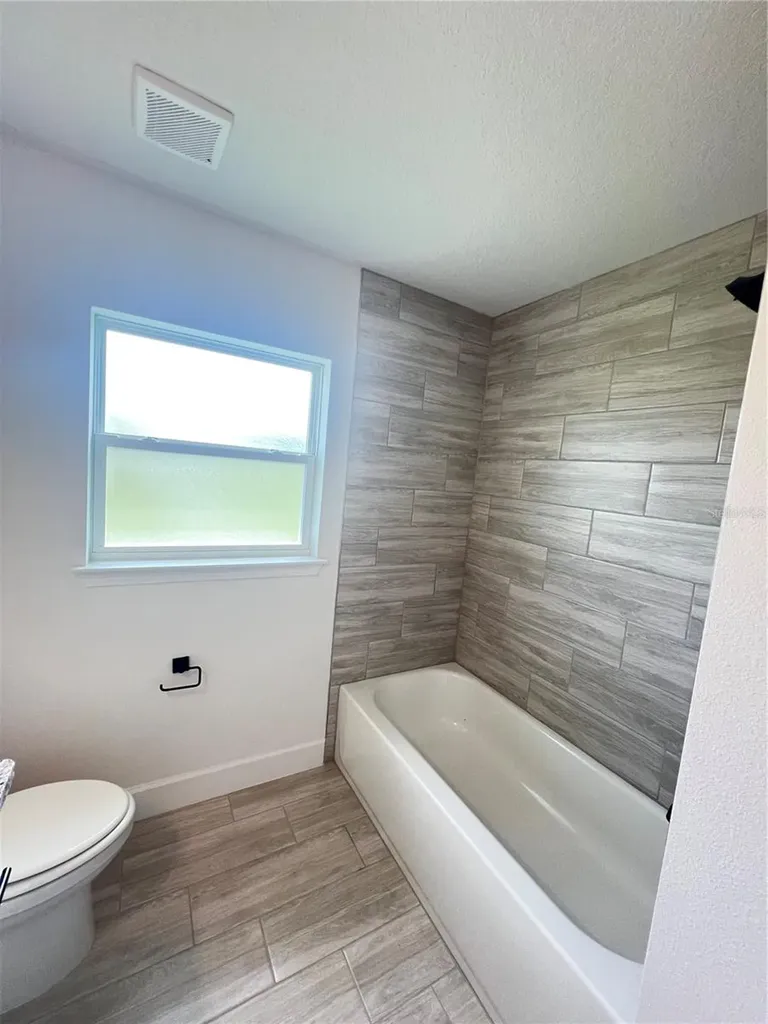 37094 Hidden View Circle Dade City FL 33523