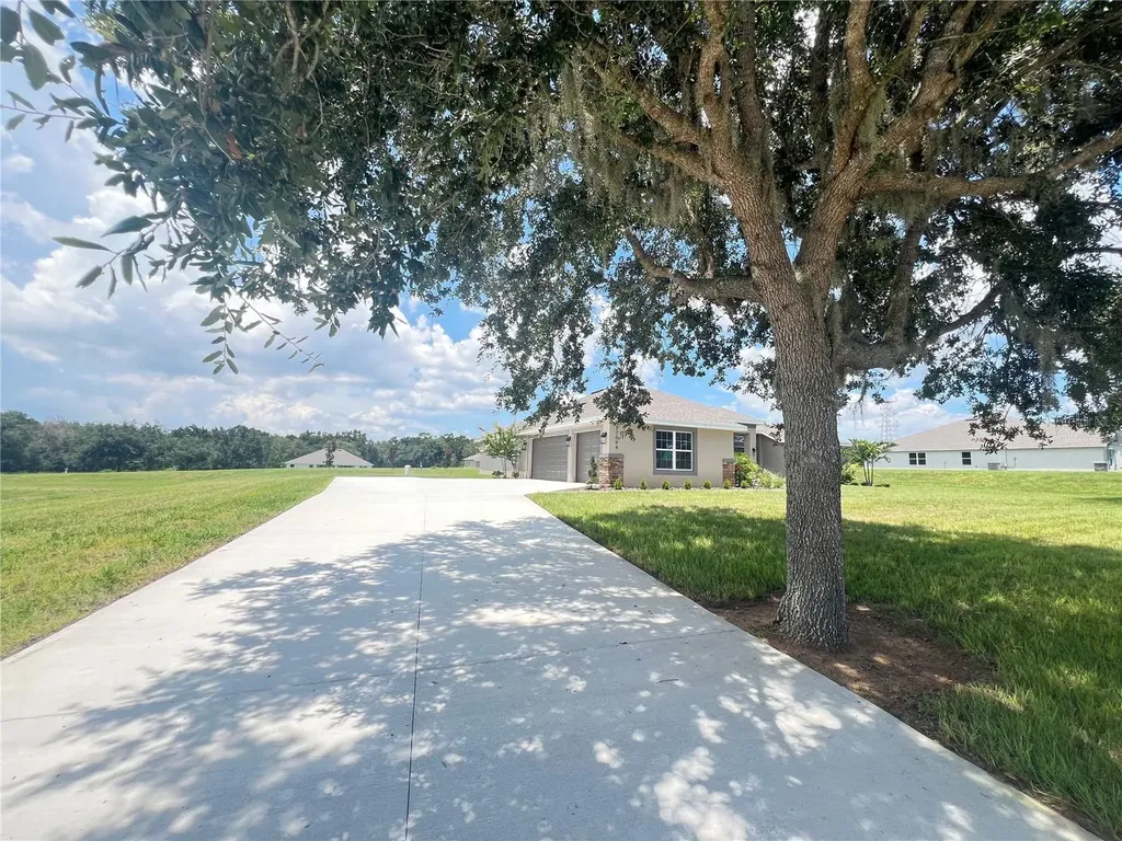 37094 Hidden View Circle Dade City FL 33523
