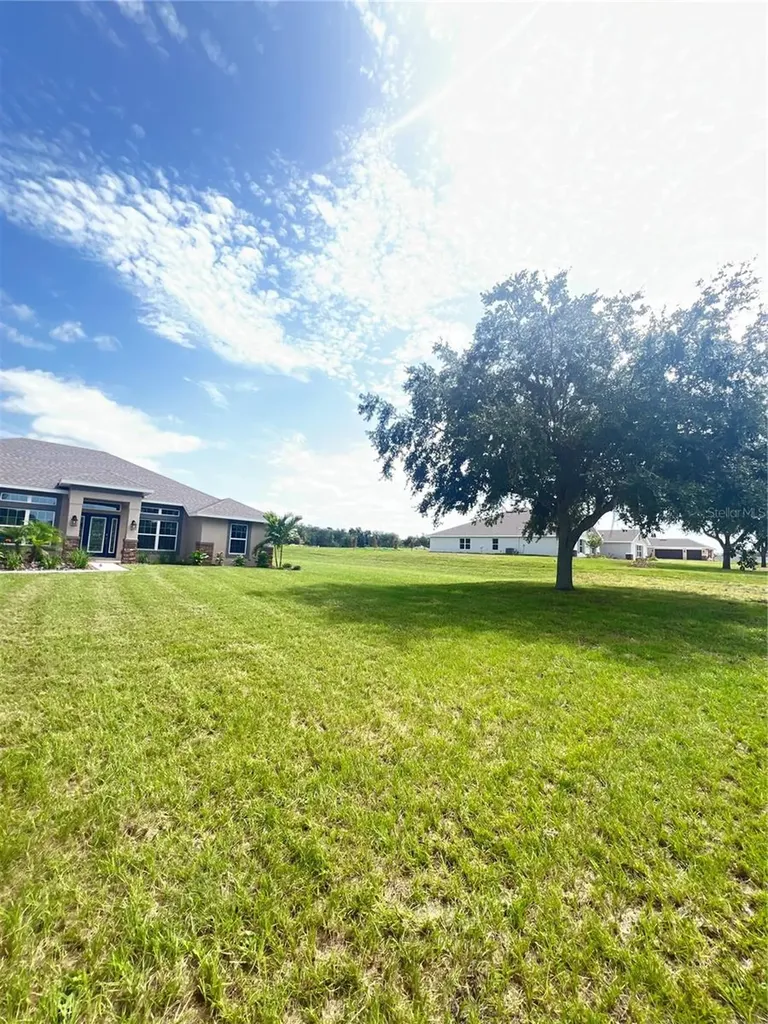 37094 Hidden View Circle Dade City FL 33523