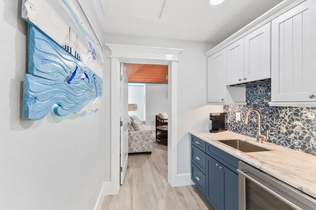 118 Mangrove Avenue Anna Maria FL 34216