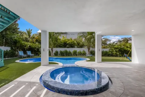 118 Mangrove Avenue Anna Maria FL 34216