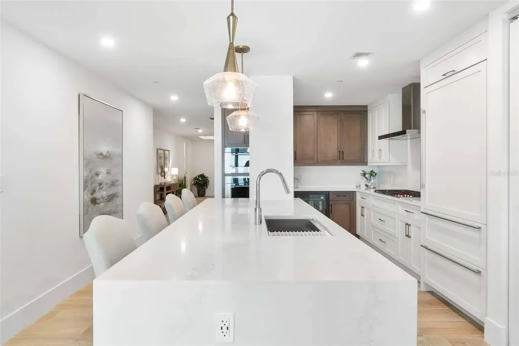 1035 Seaside Drive Sarasota FL 34242