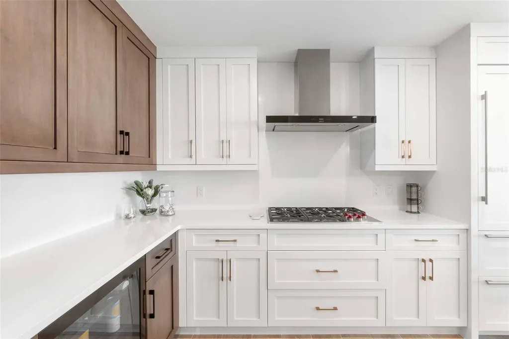1035 Seaside Drive Sarasota FL 34242
