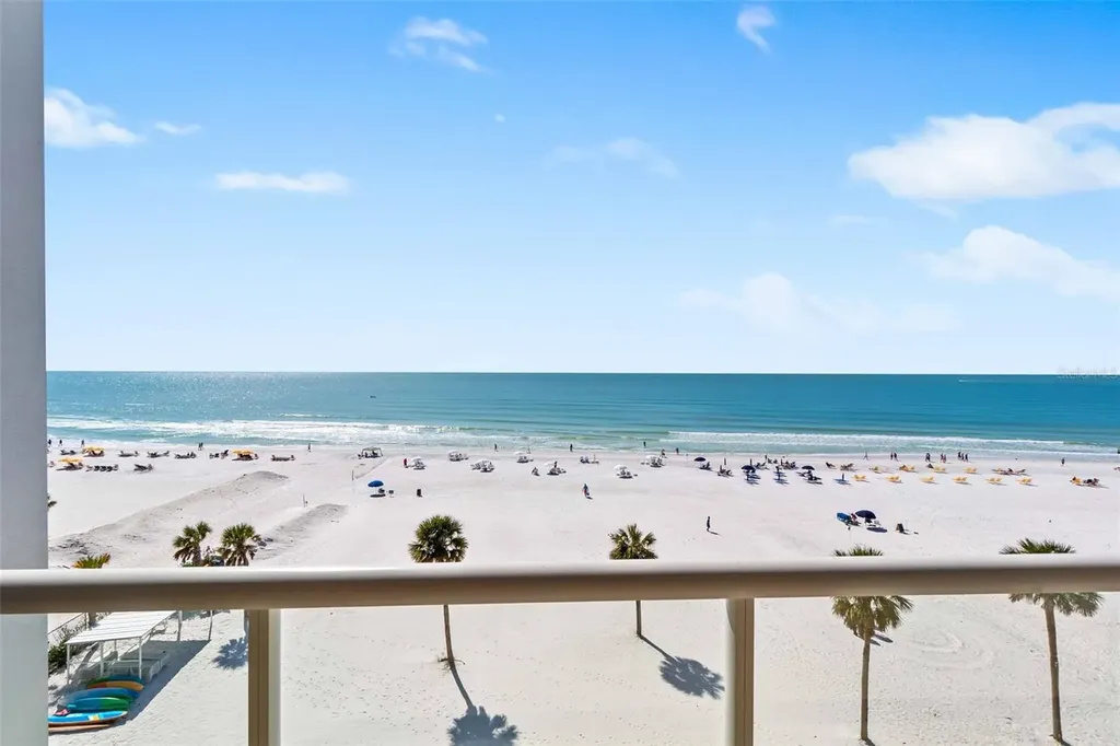1035 Seaside Drive Sarasota FL 34242