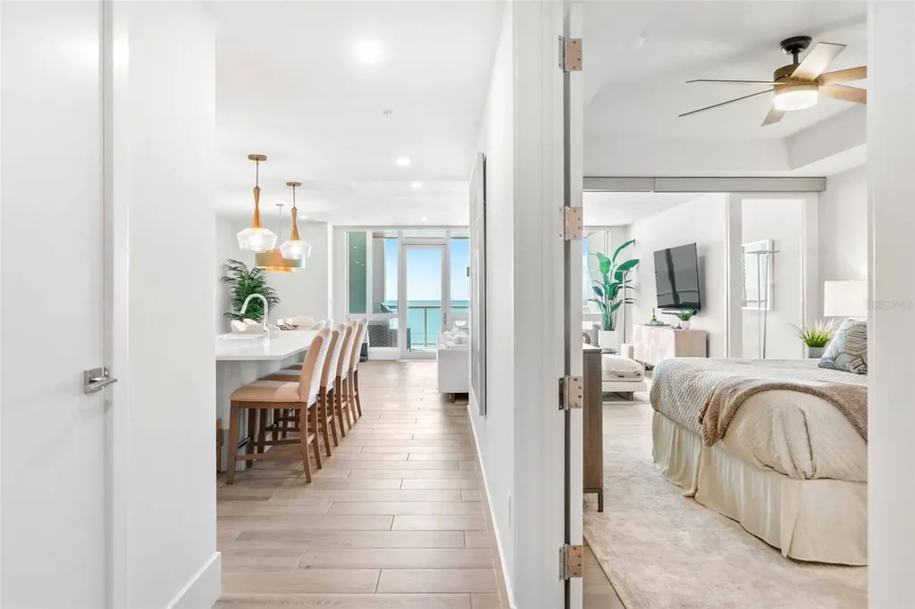 1035 Seaside Drive Sarasota FL 34242