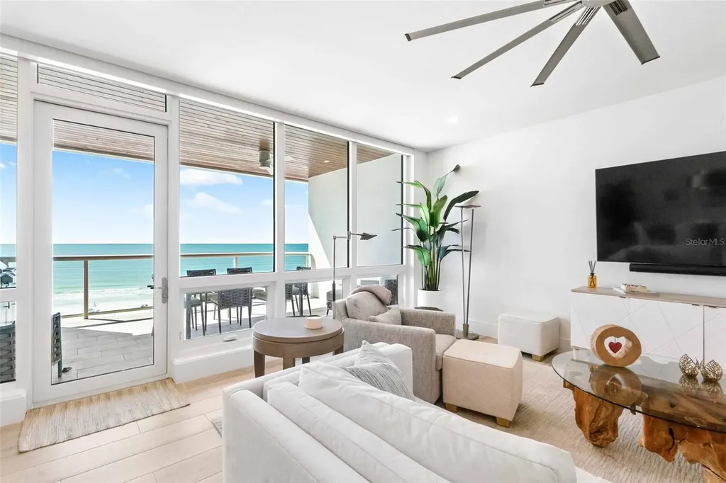 1035 Seaside Drive Sarasota FL 34242