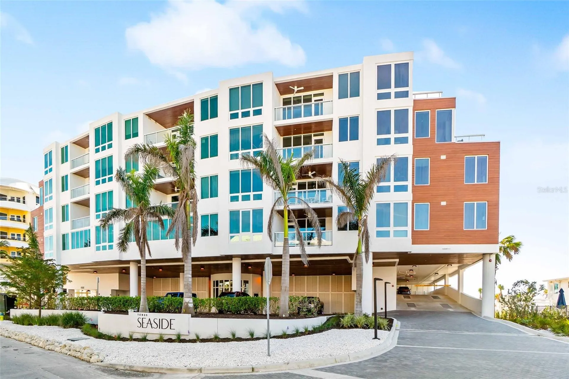 1035 Seaside Drive Sarasota FL 34242