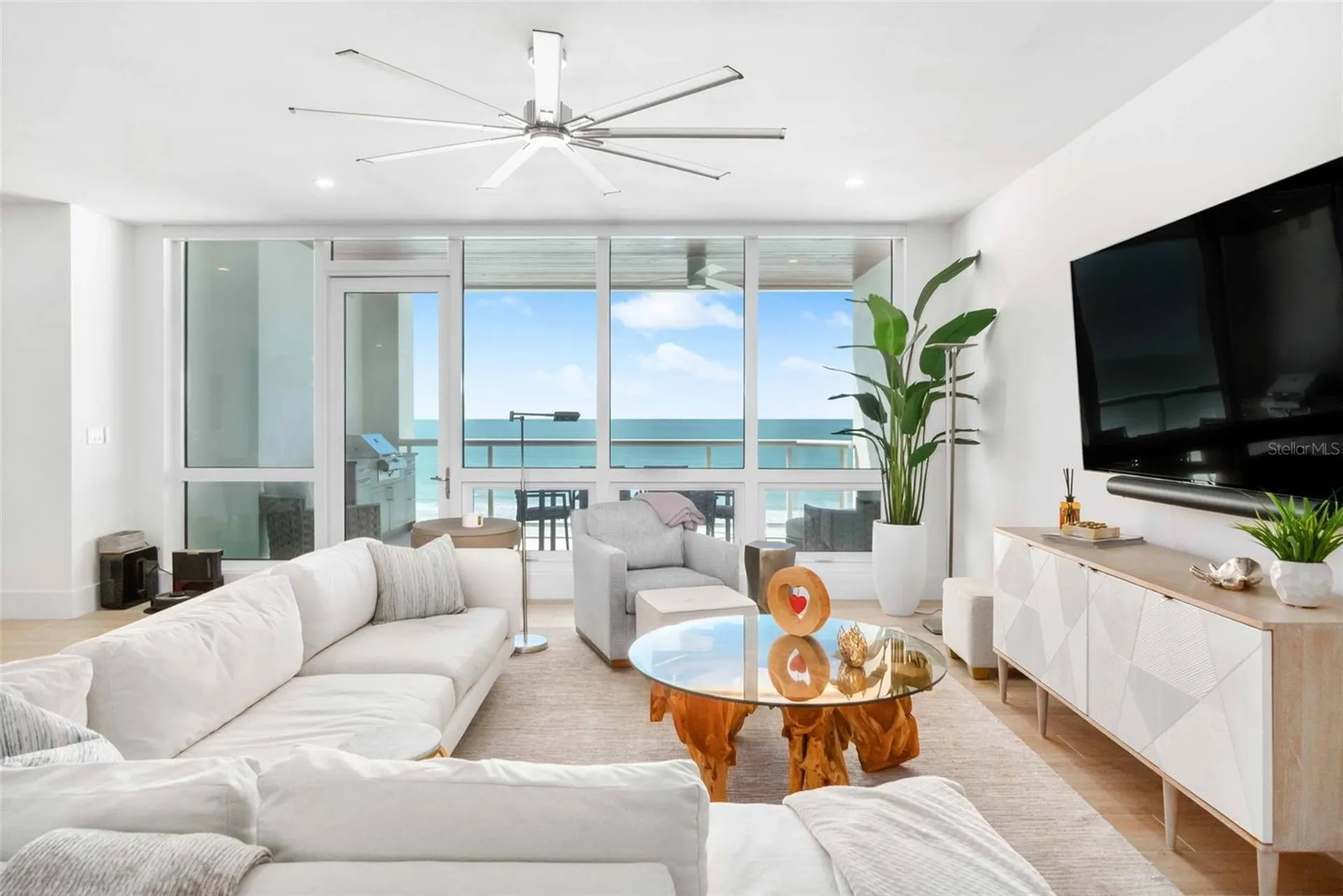 1035 Seaside Drive Sarasota FL 34242