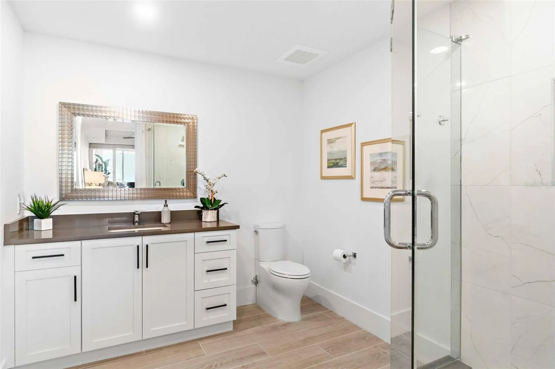 1035 Seaside Drive Sarasota FL 34242