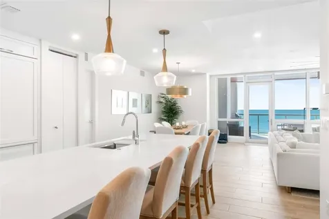 1035 Seaside Drive Sarasota FL 34242