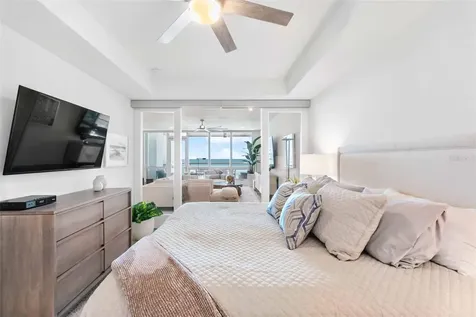 1035 Seaside Drive Sarasota FL 34242