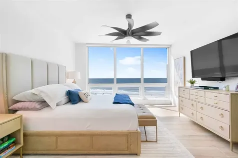 1035 Seaside Drive Sarasota FL 34242