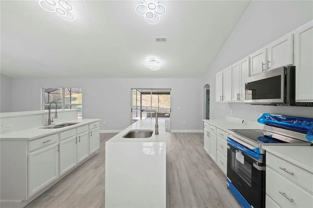 941 Jayhil Drive Minneola FL 34715
