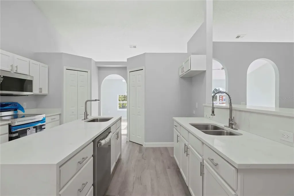 941 Jayhil Drive Minneola FL 34715