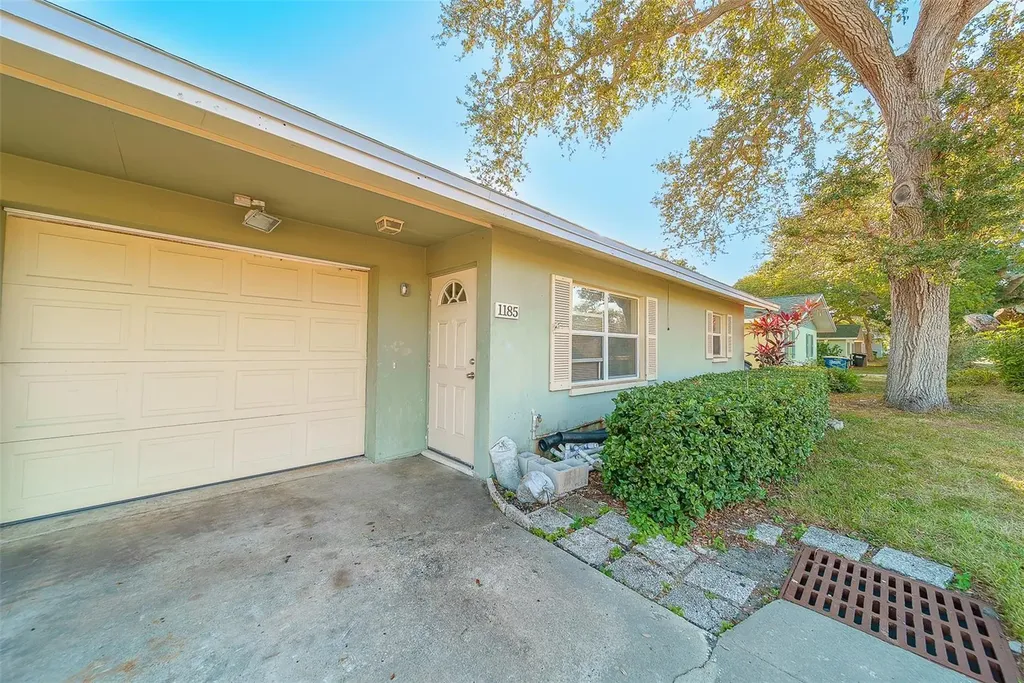 1185 Granada Street Clearwater FL 33755