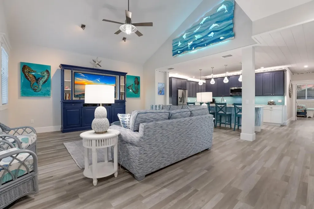 112 Mangrove Avenue Anna Maria FL 34216