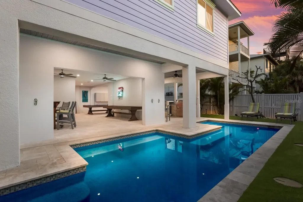 112 Mangrove Avenue Anna Maria FL 34216