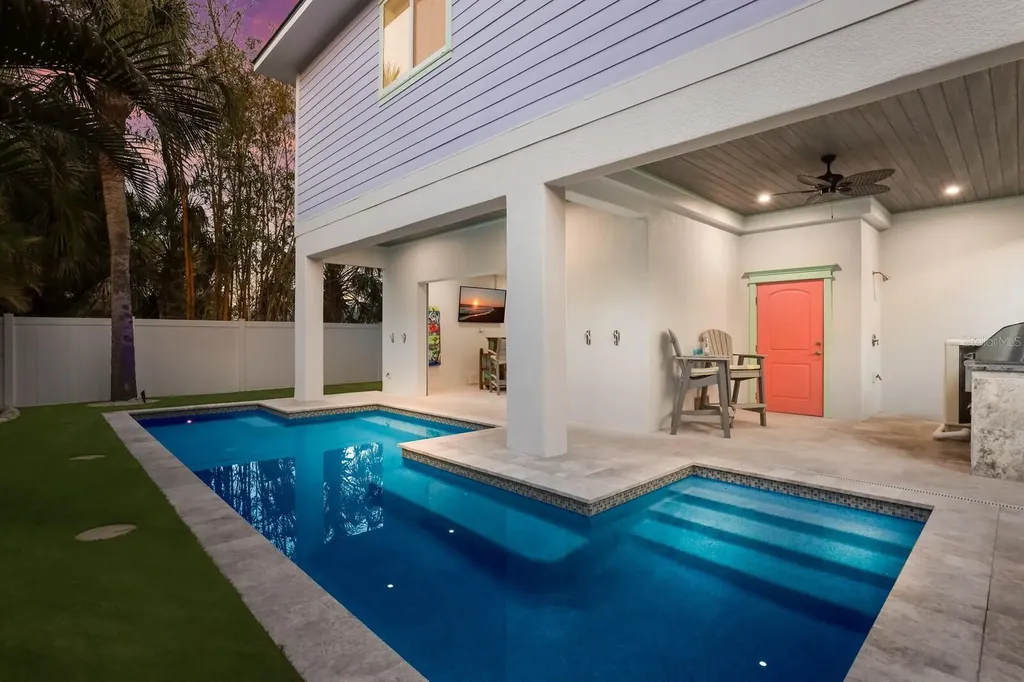 112 Mangrove Avenue Anna Maria FL 34216