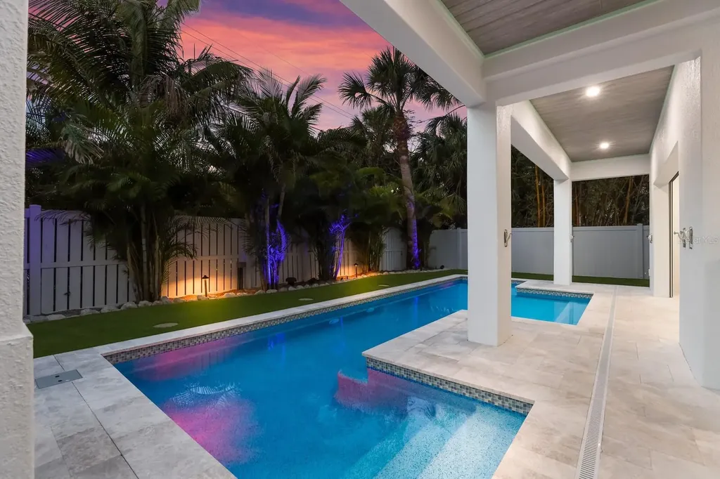 112 Mangrove Avenue Anna Maria FL 34216