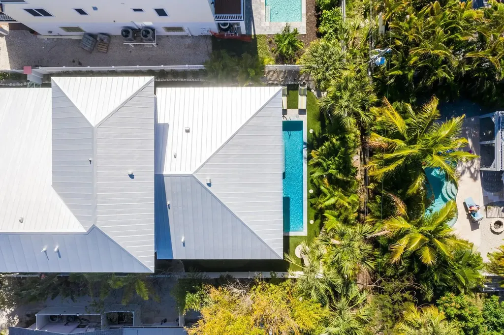 112 Mangrove Avenue Anna Maria FL 34216