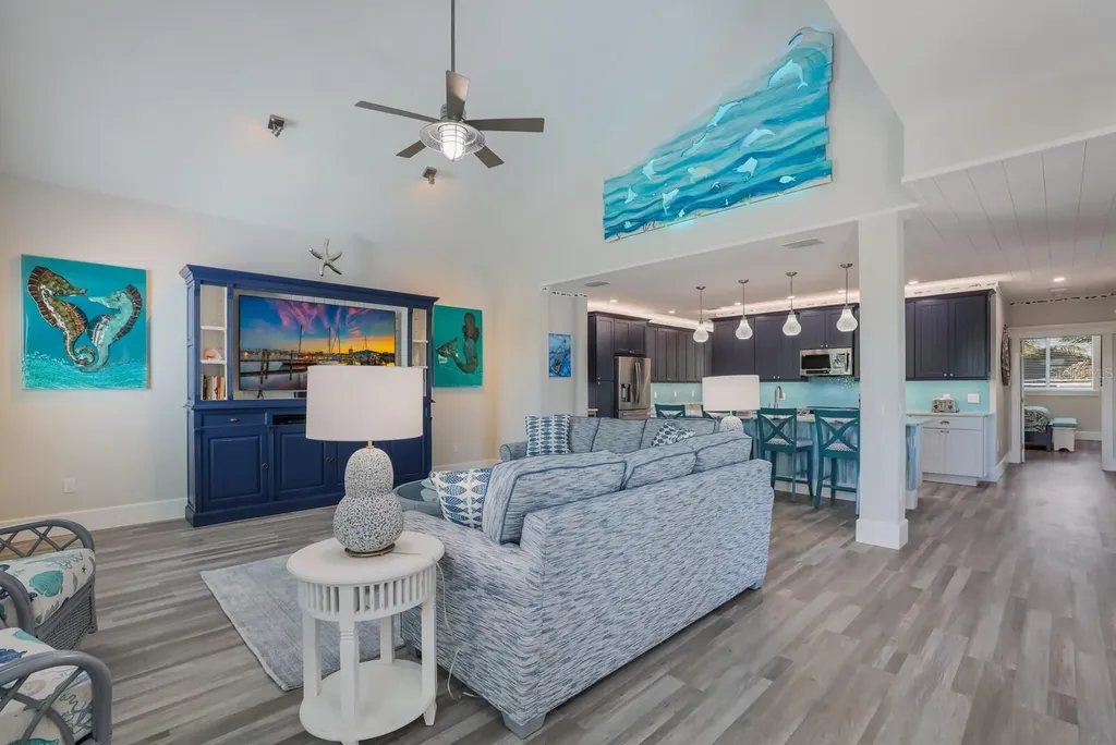 112 Mangrove Avenue Anna Maria FL 34216