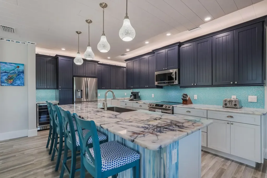 112 Mangrove Avenue Anna Maria FL 34216
