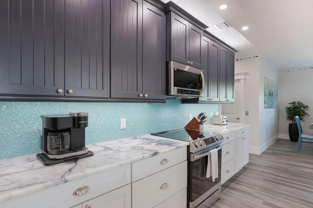 112 Mangrove Avenue Anna Maria FL 34216
