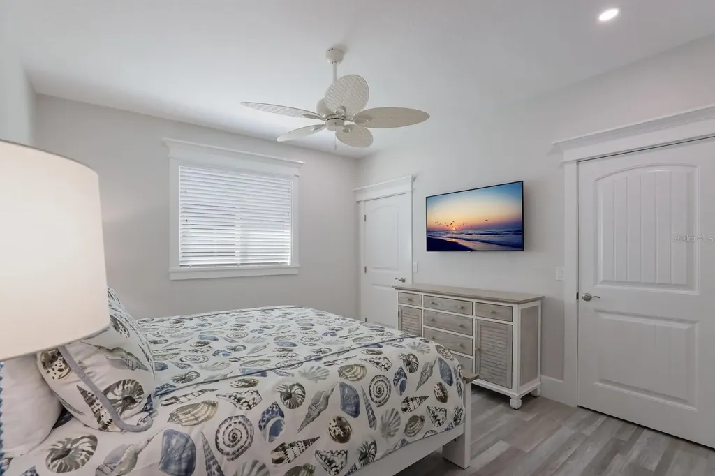 112 Mangrove Avenue Anna Maria FL 34216