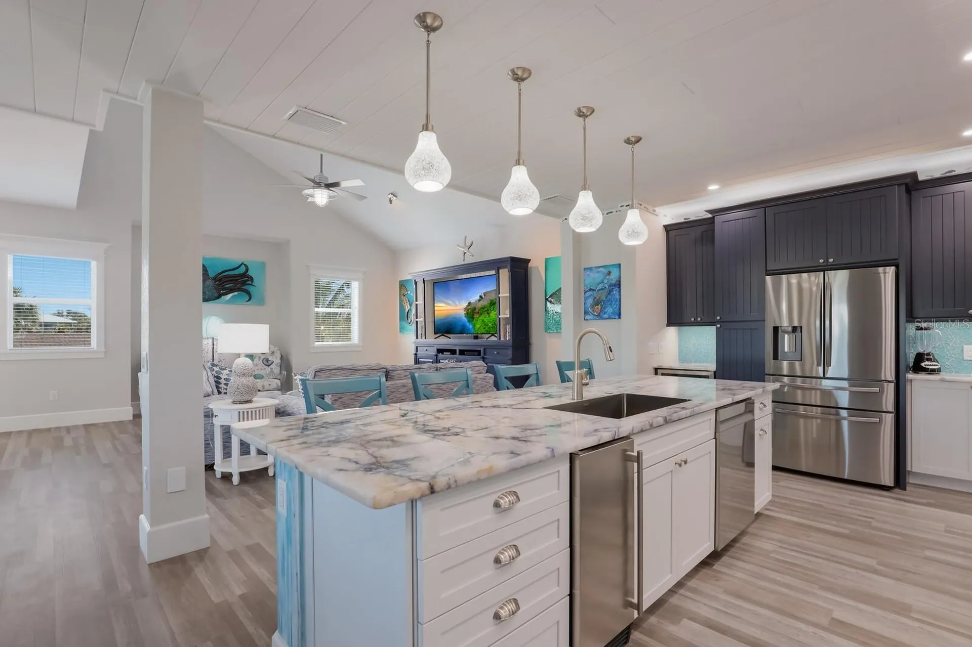 112 Mangrove Avenue Anna Maria FL 34216