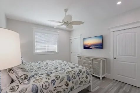 112 Mangrove Avenue Anna Maria FL 34216