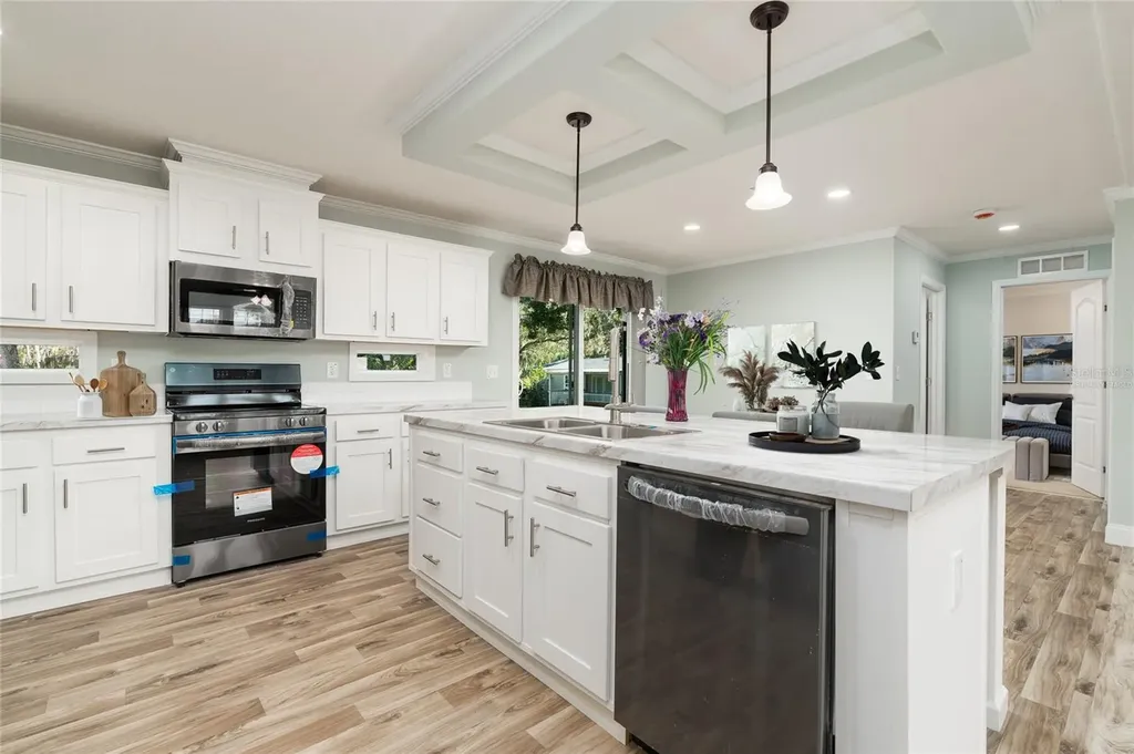 689 Eagle Watch Road Oak Hill FL 32759