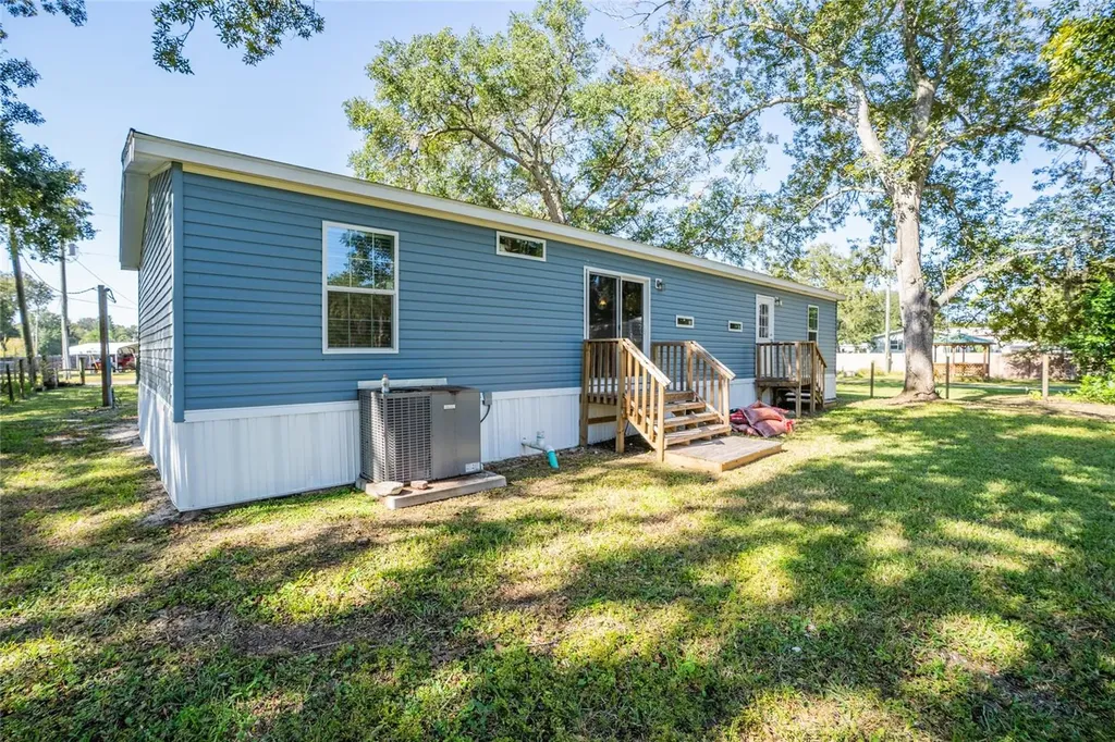 689 Eagle Watch Road Oak Hill FL 32759
