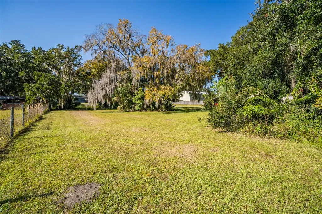 689 Eagle Watch Road Oak Hill FL 32759