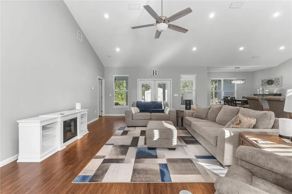 261 SW Deanna Terrace Lake City FL 32025
