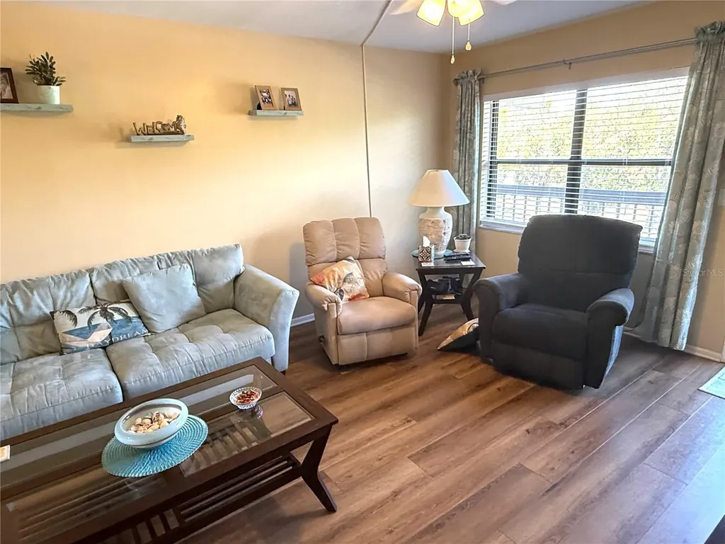 315 30th Avenue W Bradenton FL 34205