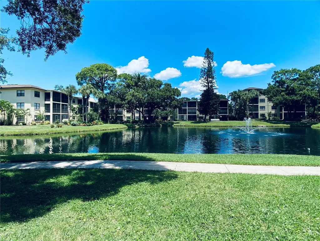 315 30th Avenue W Bradenton FL 34205