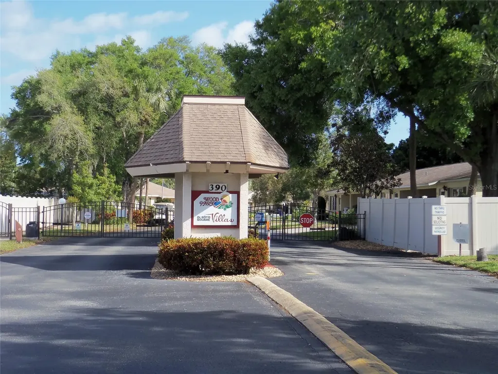 315 30th Avenue W Bradenton FL 34205