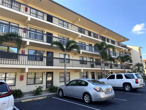 315 30th Avenue W Bradenton FL 34205