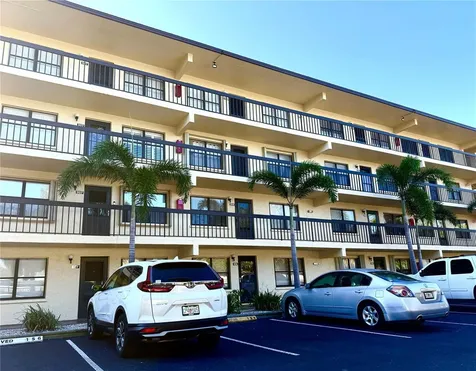 315 30th Avenue W Bradenton FL 34205