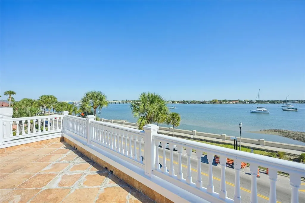 178 Avenida Menendez St Augustine FL 32084