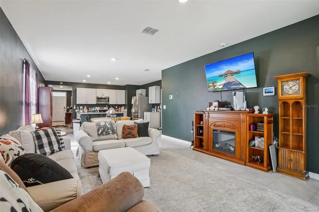 470 Liu Lane Deland FL 32724