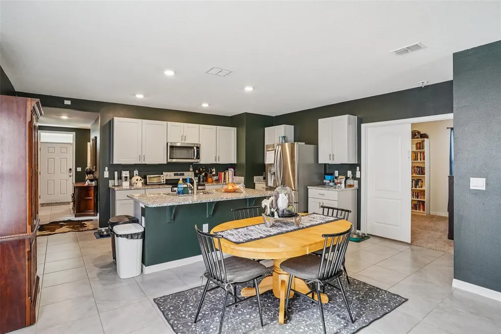 470 Liu Lane Deland FL 32724