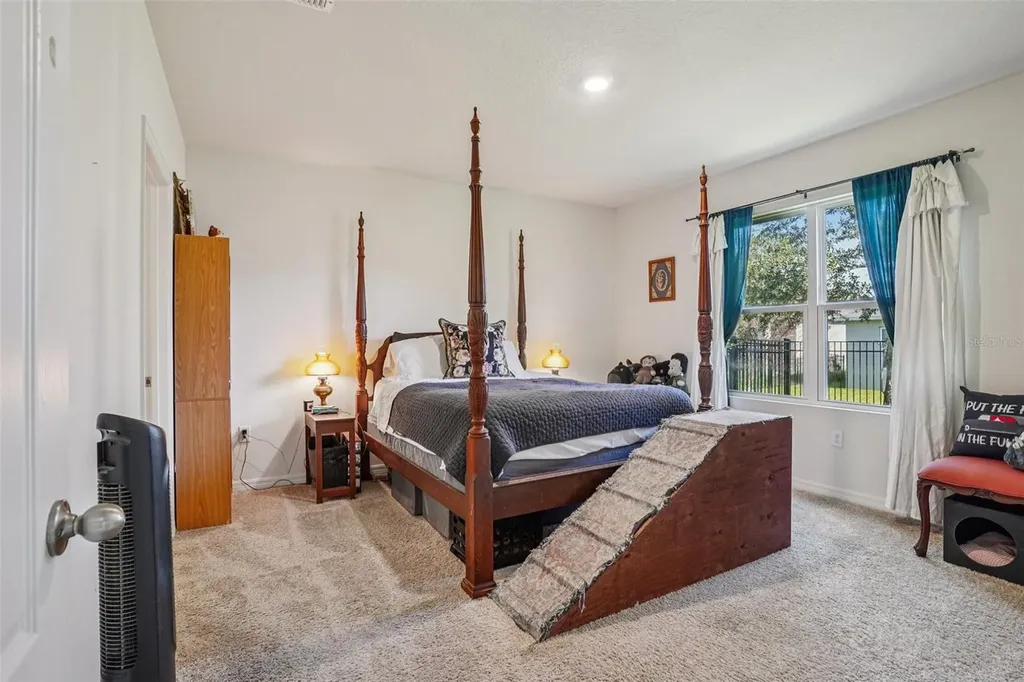 470 Liu Lane Deland FL 32724