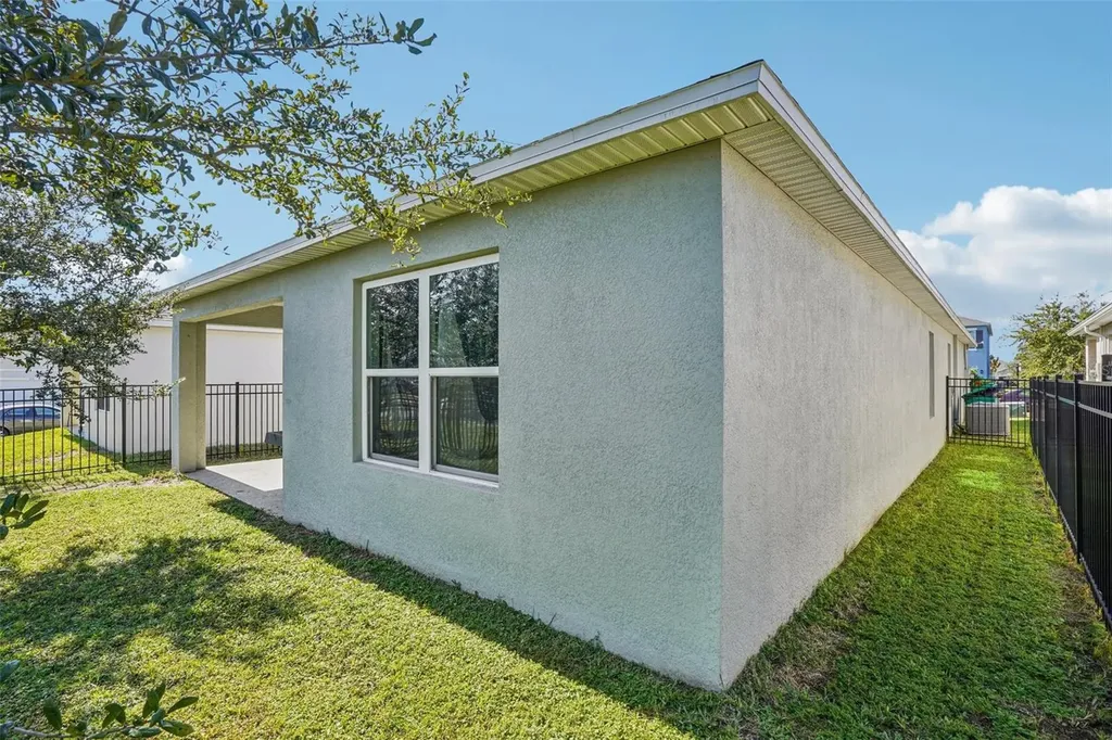 470 Liu Lane Deland FL 32724
