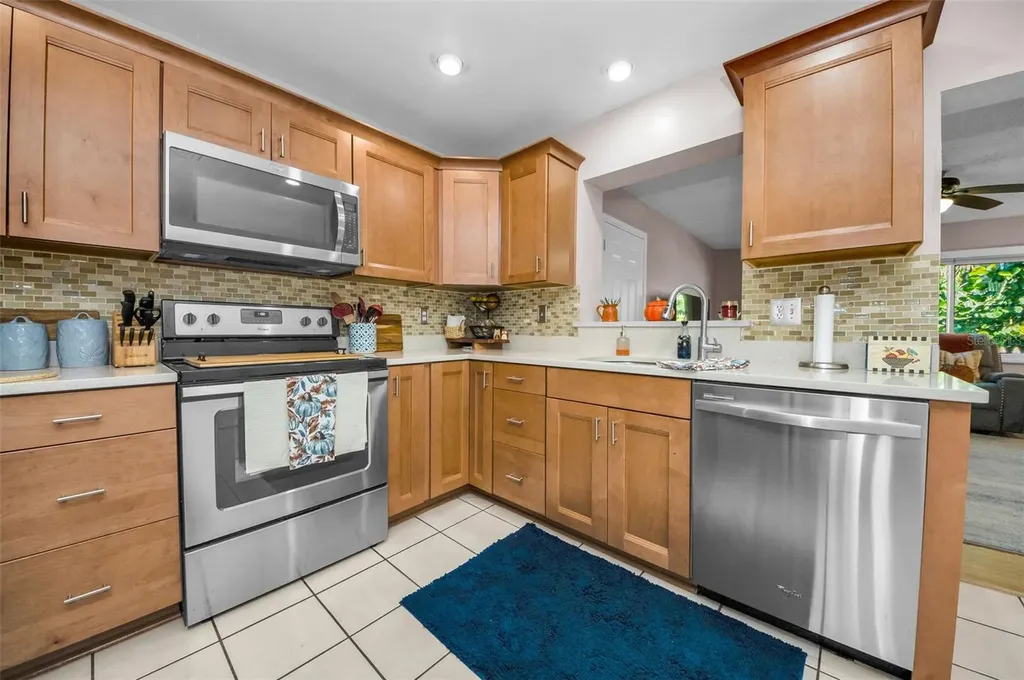 8037 Powder Horn Circle Largo FL 33773