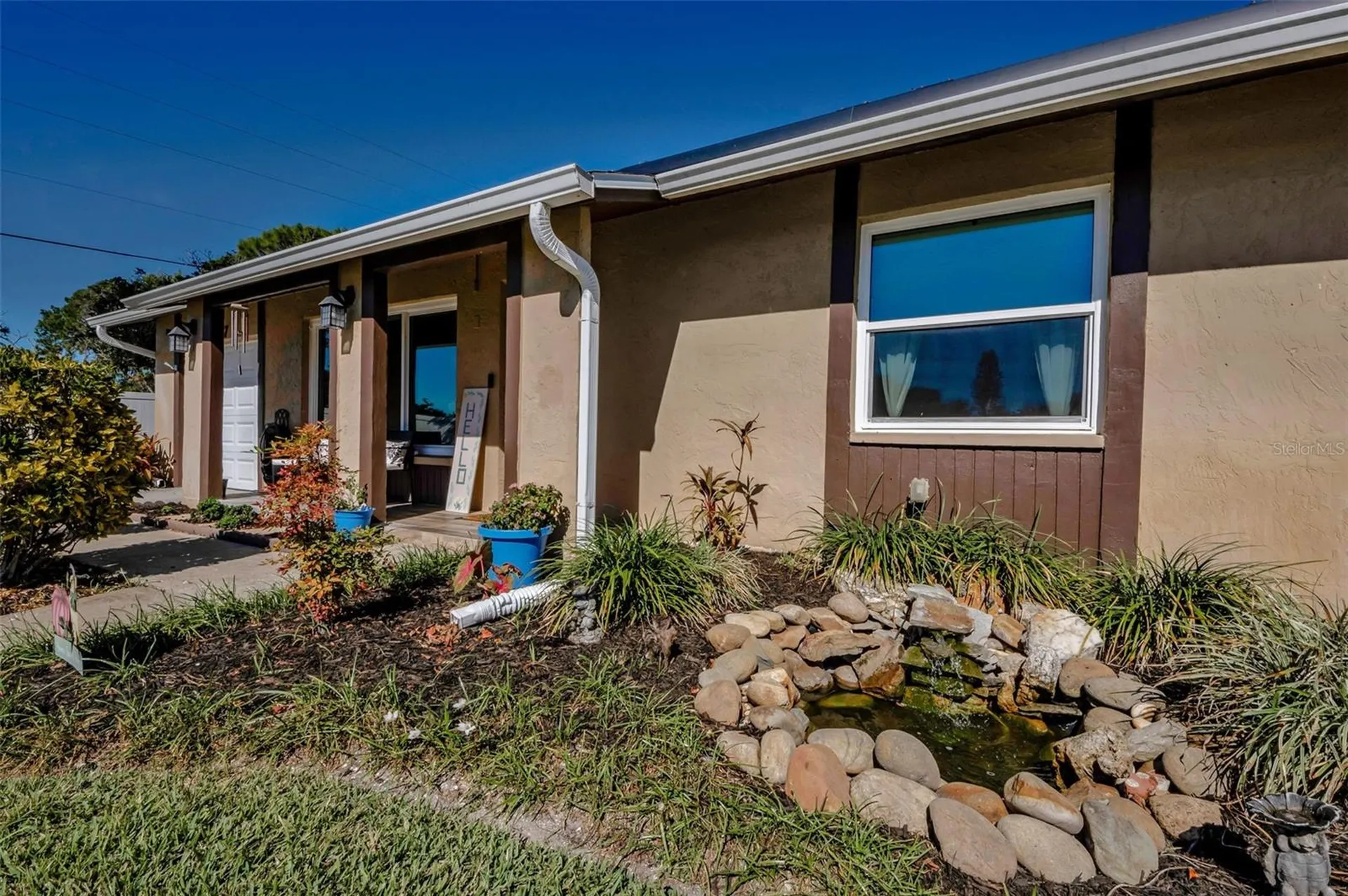 8037 Powder Horn Circle Largo FL 33773
